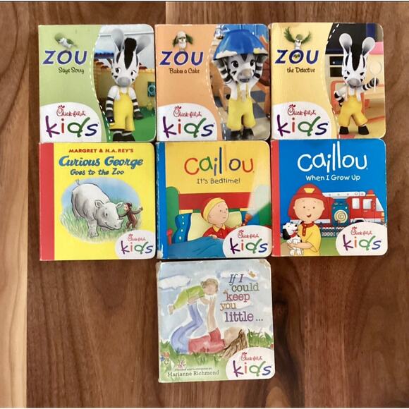 Chick-Fil-A Kids Lot of Mini 4”x4” Baby Toddler Board Books - Picture 1 of 3
